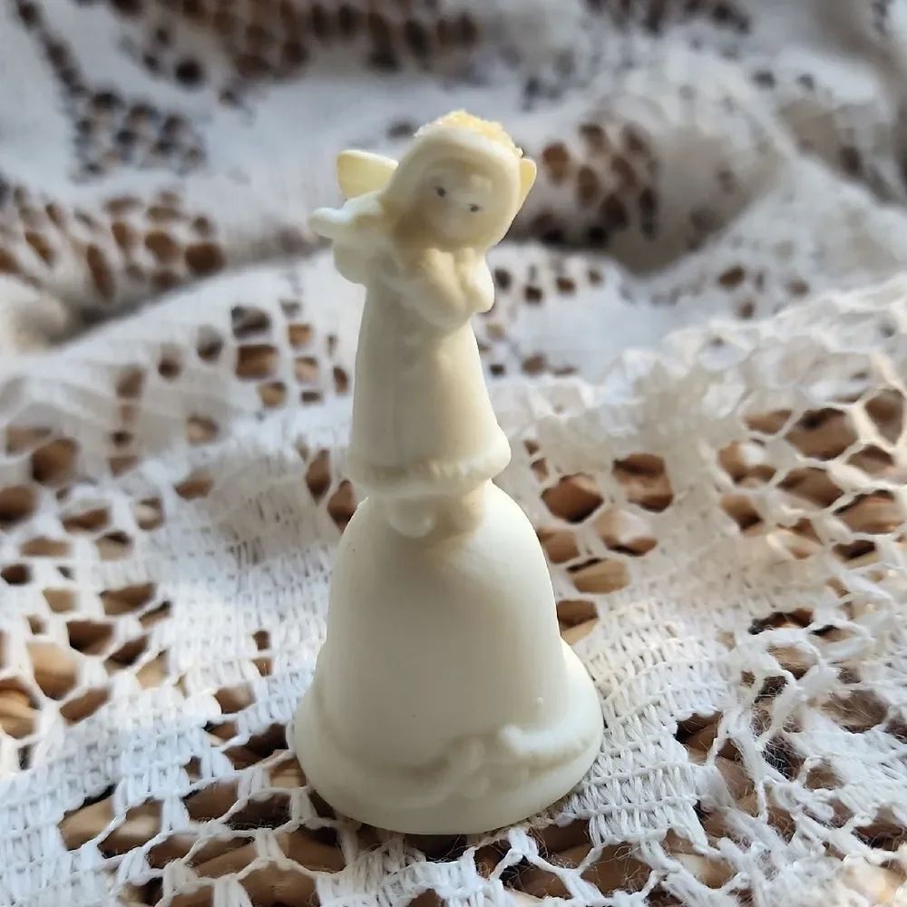 Sweet MINI Russ Berrie Porcelain Angel Bell